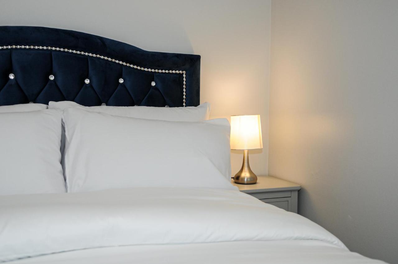 شقة Greater London, 1 Bed London Flat, Parking, Nr Metro Stations, 15Mins To لندن المظهر الخارجي الصورة